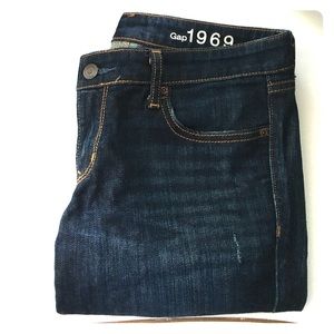 Gap skinny jeans, size 4